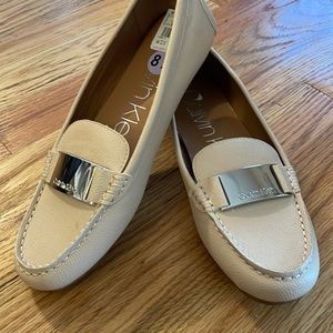 Calvin Klein size 8 1/2 pale pink leather flats loafers NWT